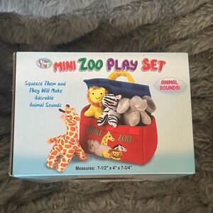 Mini Zoo Play Set - Red Plush Animal Carrier with Lion, Zebra, Elephant, Giraffe